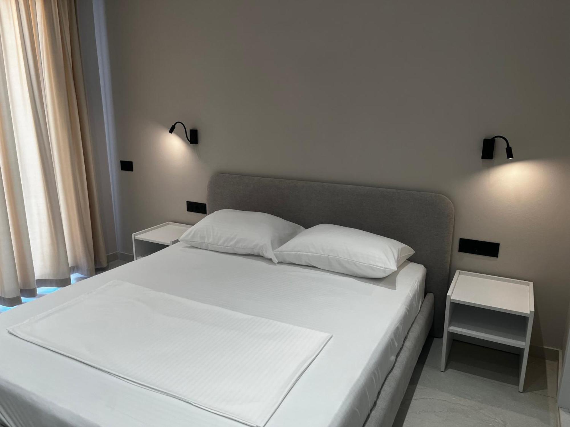 Lian'S Rooms Vlore Exterior photo